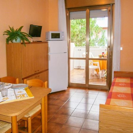Tiepolo Apartment Бибионе Екстериор снимка