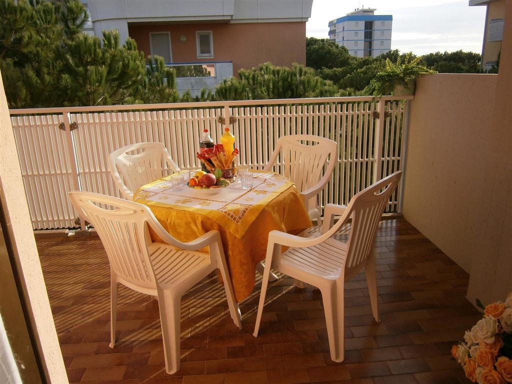 Tiepolo Apartment Бибионе Екстериор снимка