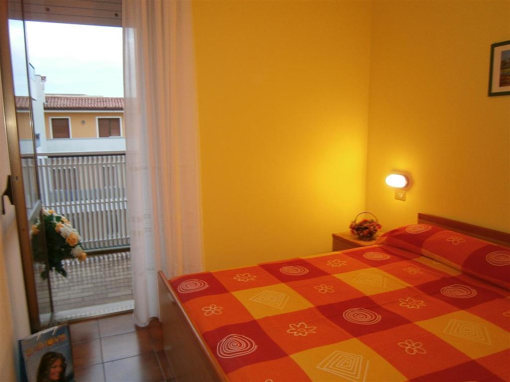 Tiepolo Apartment Бибионе Екстериор снимка