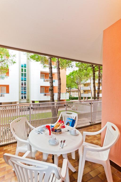 Tiepolo Apartment Бибионе Екстериор снимка